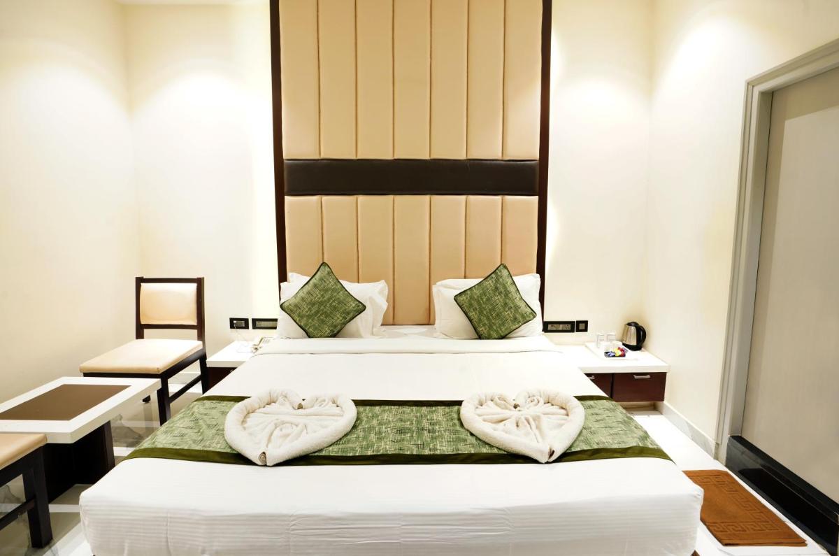 PARK SIGNATURE HOTELS - Royal Benza - Housity