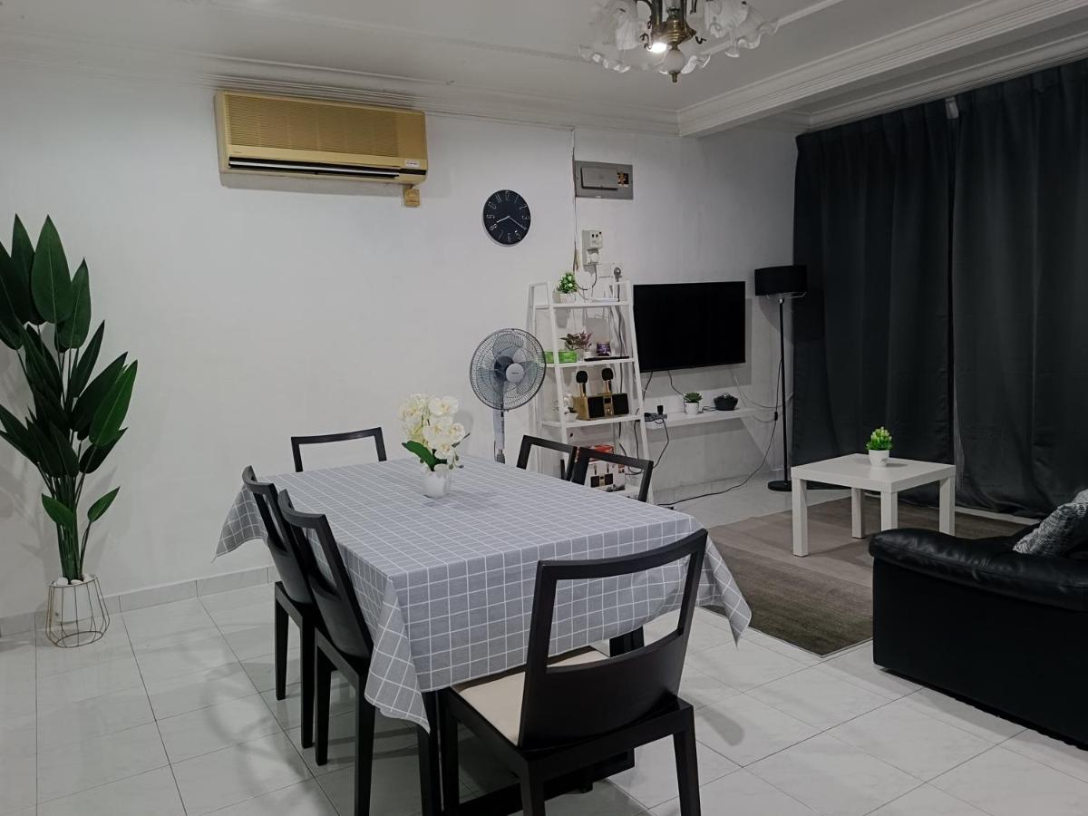 HEAVEN HOMESTAY NIBONG TEBAL - Housity