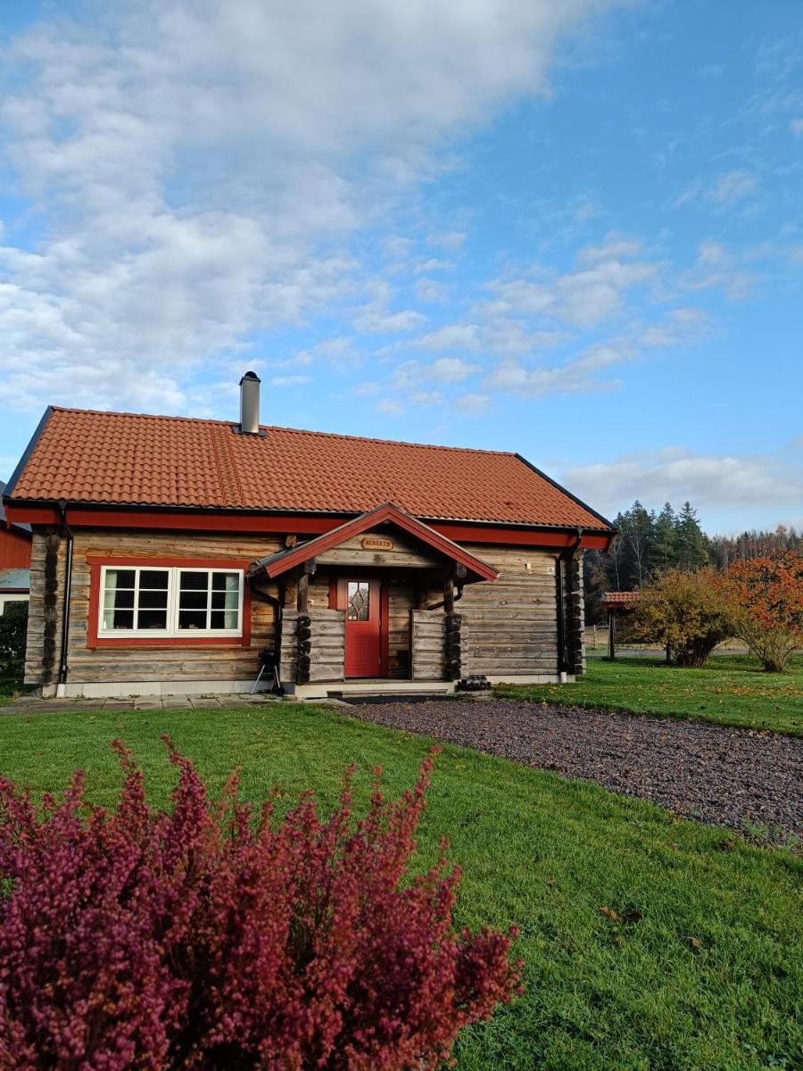 Fårgården Åsebol - Housity