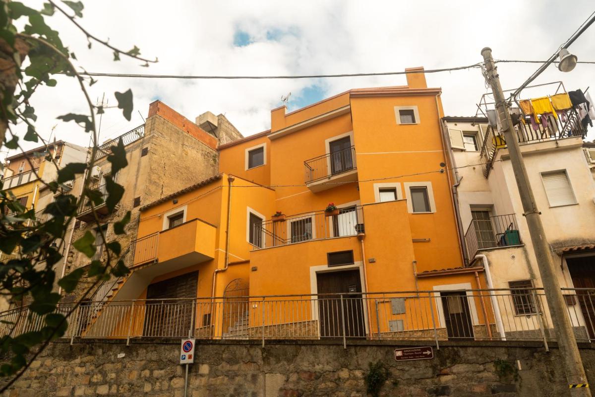 Domus Teja - Housity