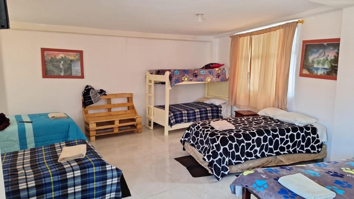 Hostal y Complejo Turístico La Rueda - Housity