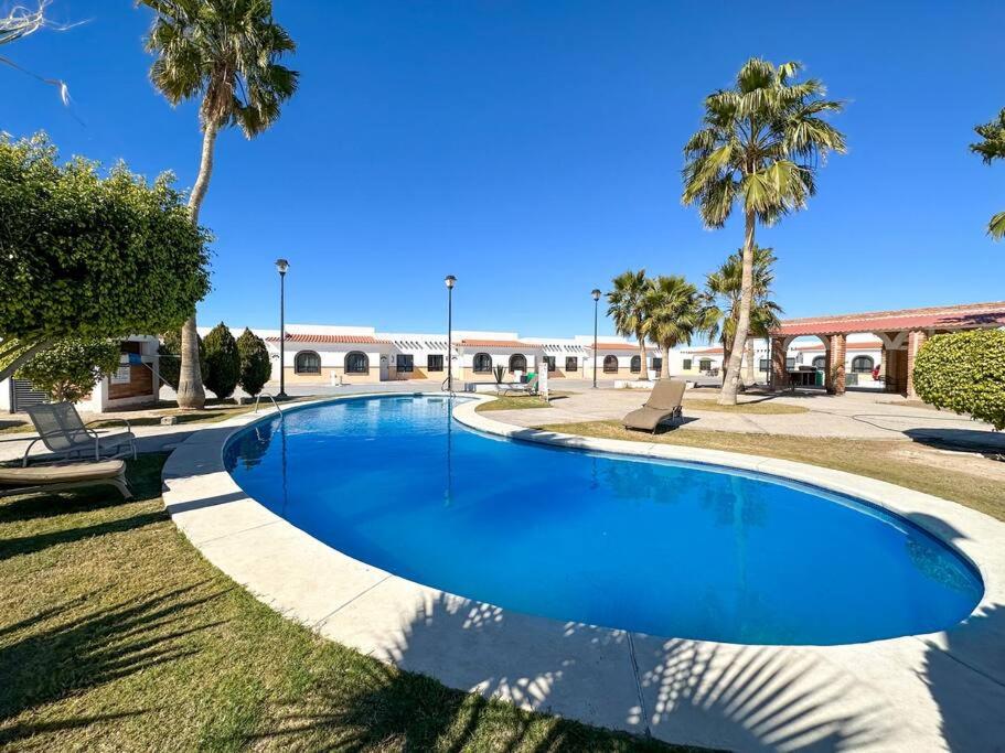 Suitetrails - Mexican Ambience Townhome with Pool #1