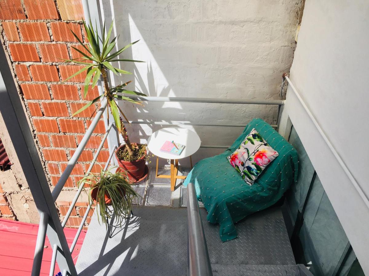 Sunny Apartment - Housity