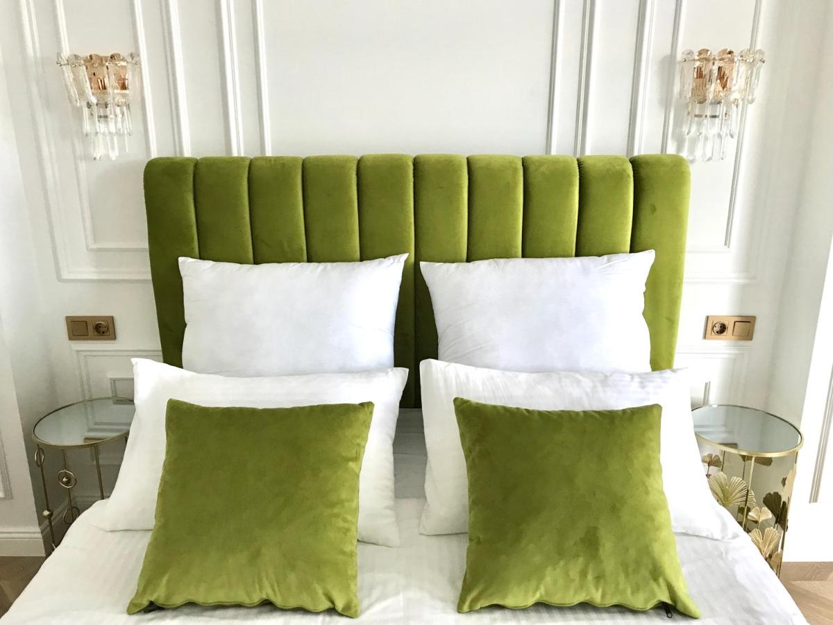 Brand new 1-bedroom apartment in city centre - Housity