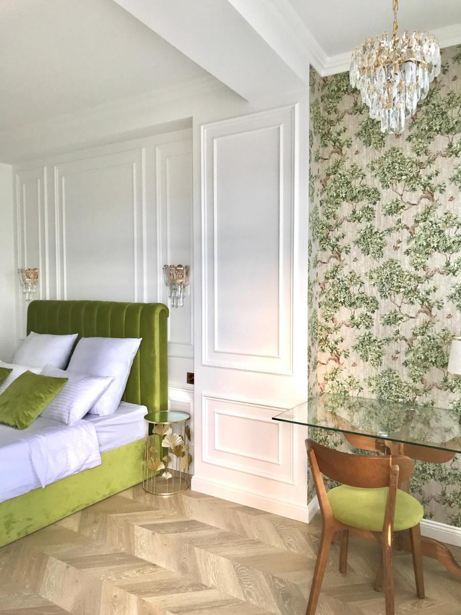 Brand new 1-bedroom apartment in city centre - Housity