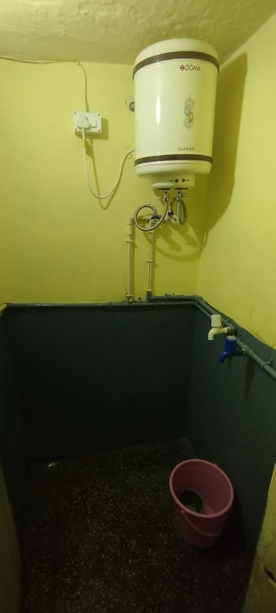 Sri Viswanatham guest House - Housity