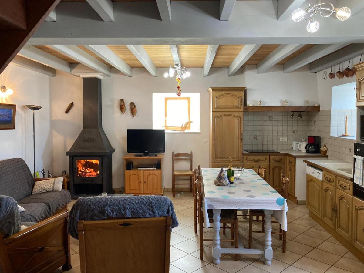 Gîte La Péne - Housity