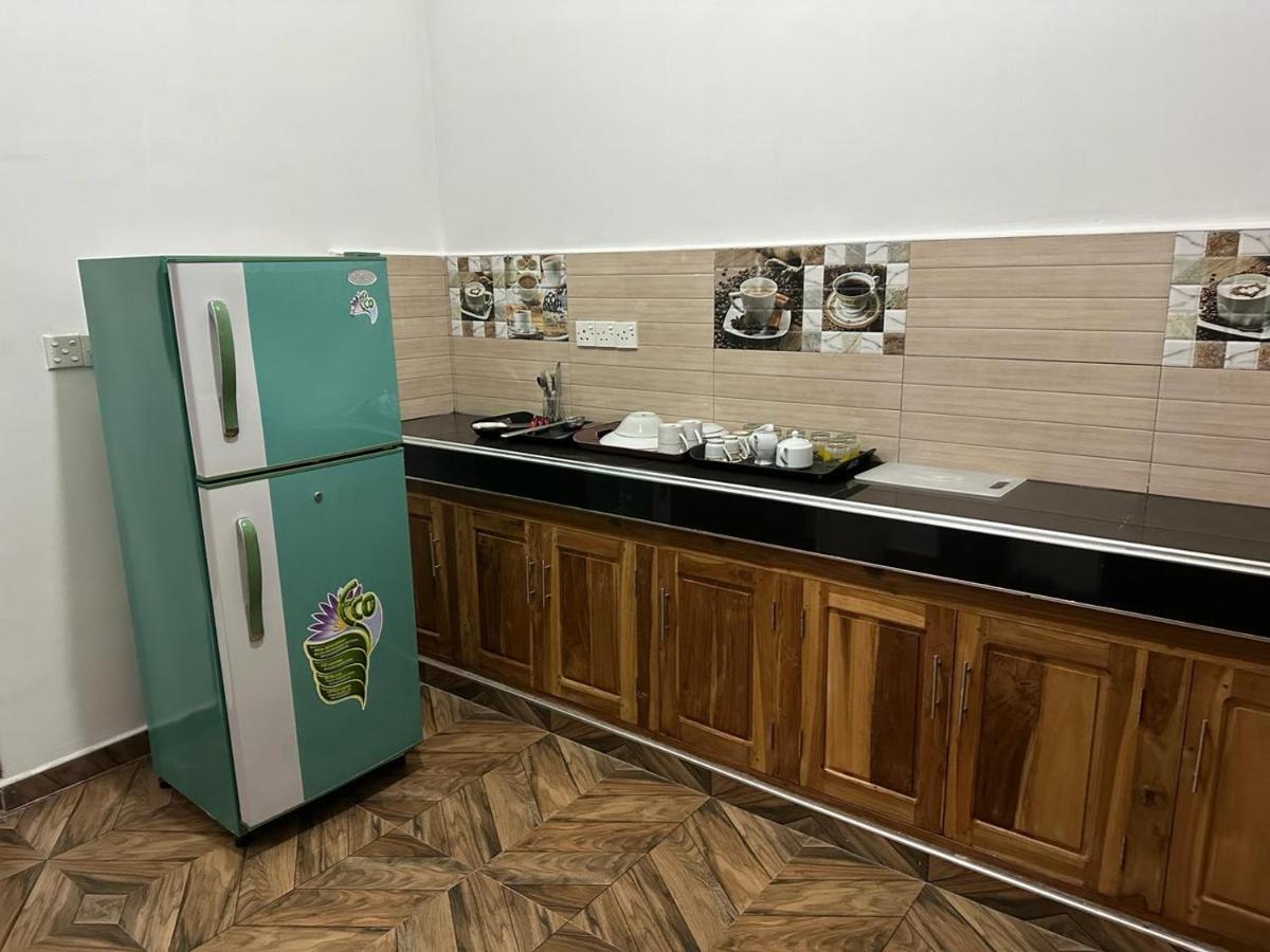Trinco Waves - Housity