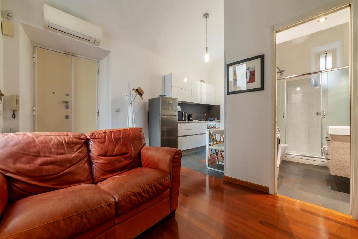 GuestHost - San Giovanni in Laterano Dazzling Apartment - Housity