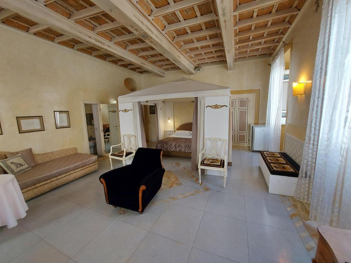 Residenza Al Corso Suites - Housity