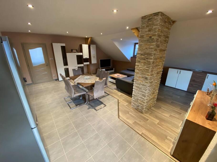 Krušnohorský apartmán - Housity
