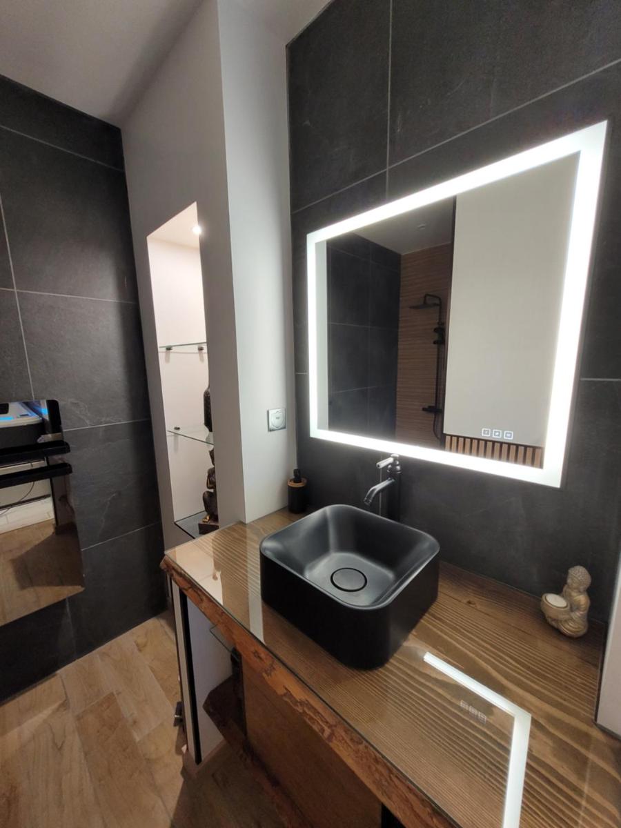 Suitetrails - Chambre Appart Jacuzzi