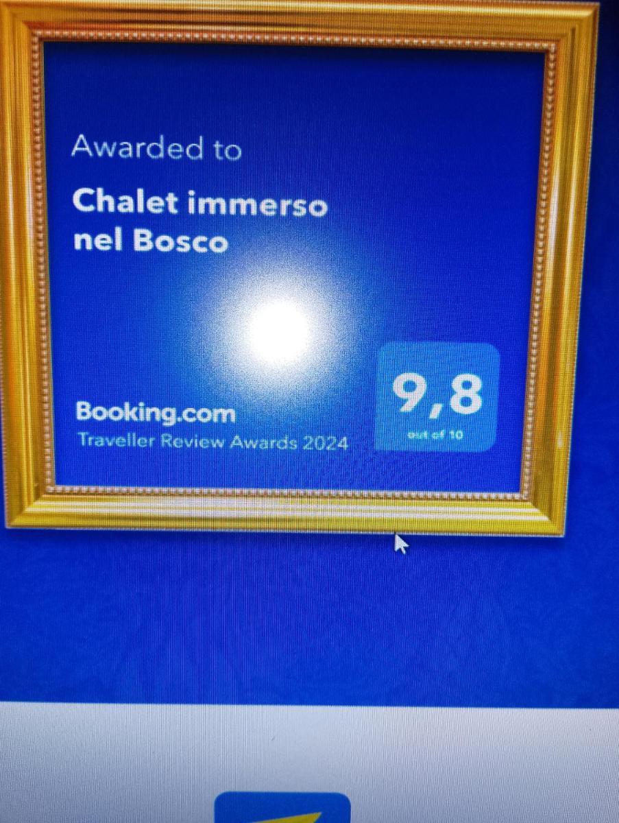 Chalet immerso nel Bosco - Housity