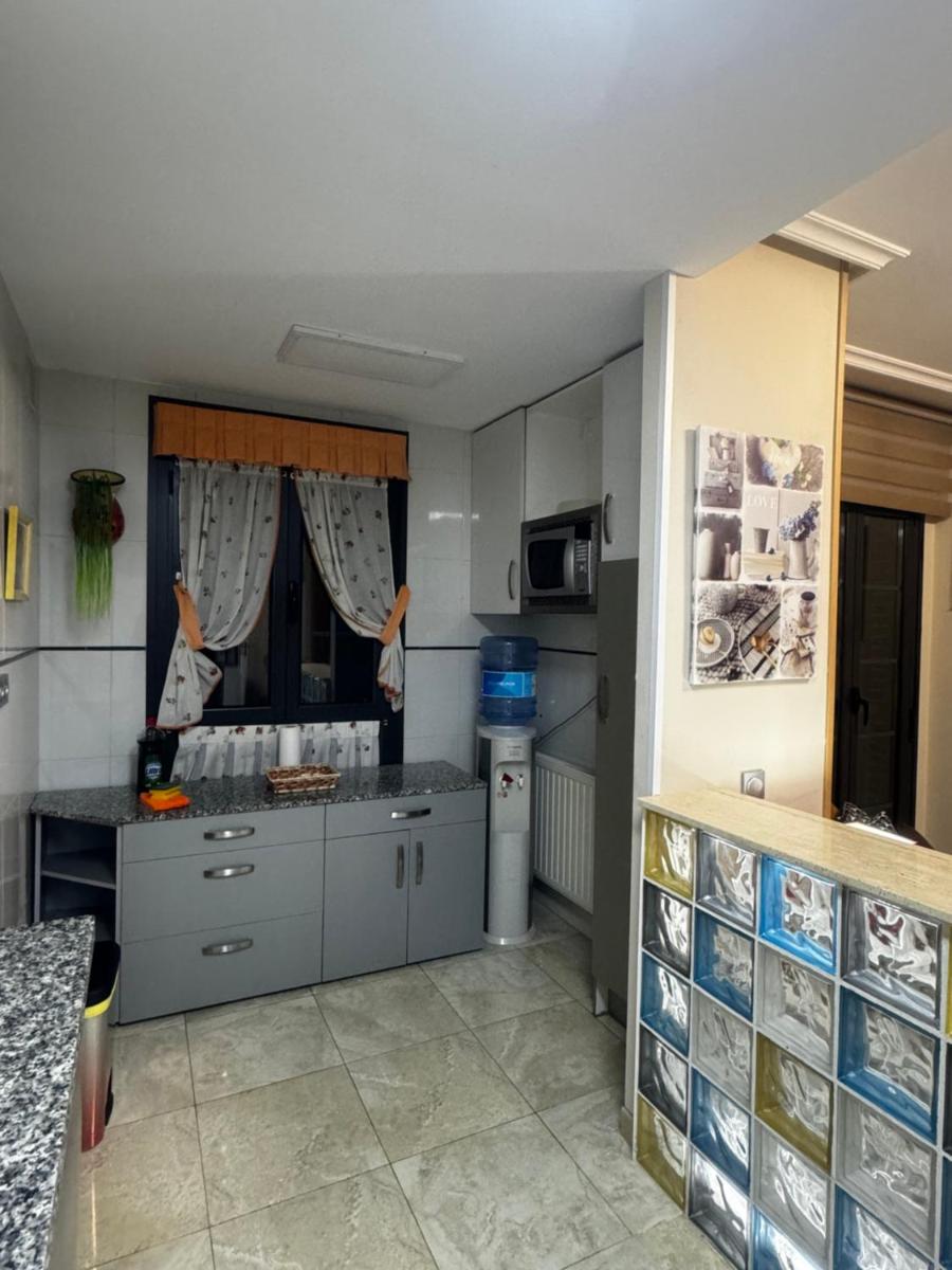 Valle Lugones Superior - Housity
