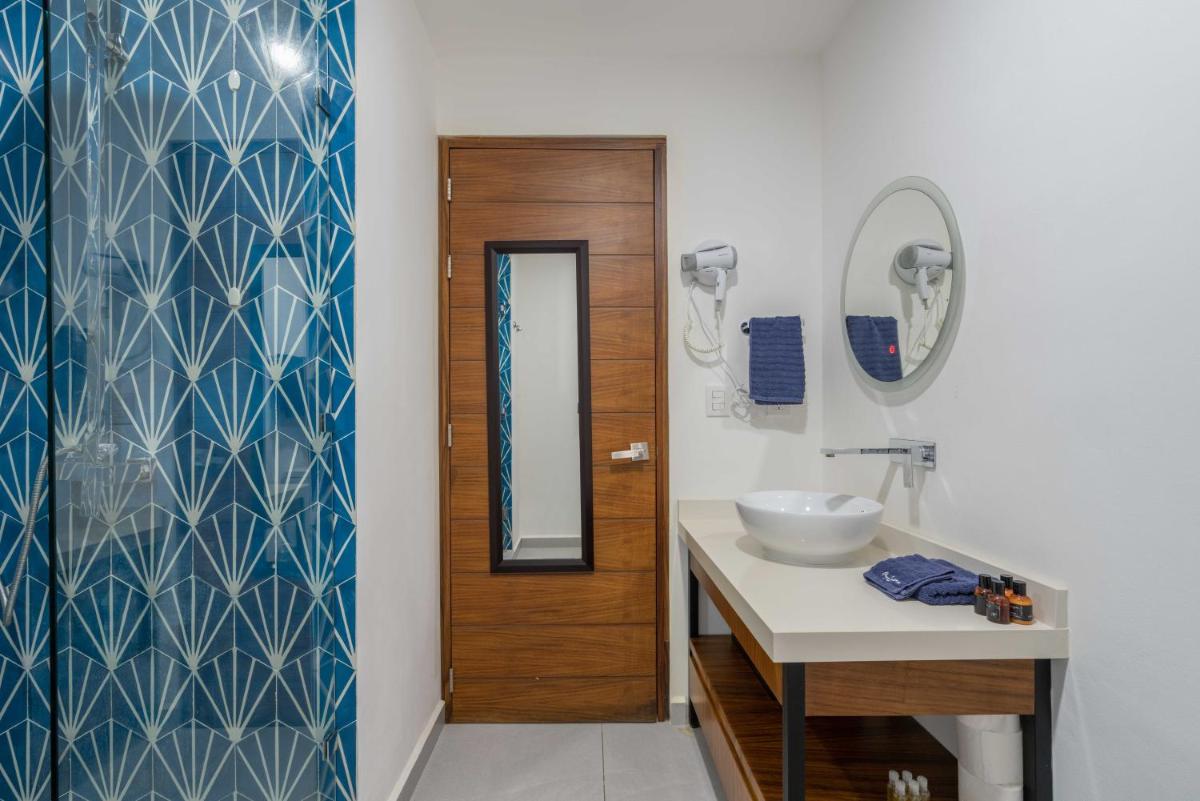 Suitetrails - Studio with Jacuzzi, 24-7 Private Security