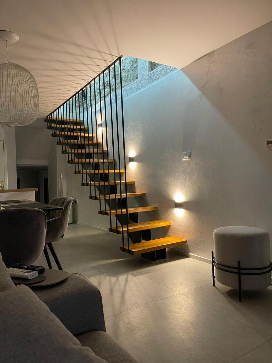 Lux Beach House M - Housity