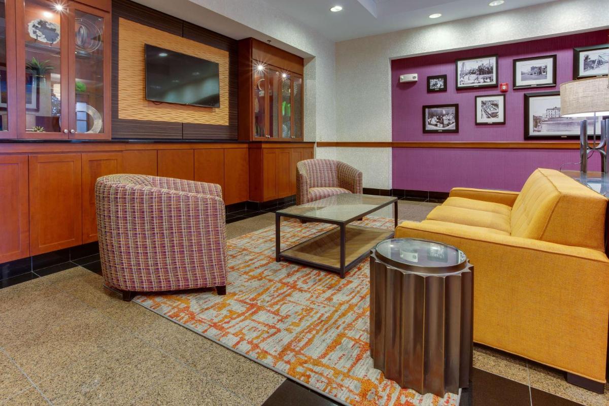 Drury Inn & Suites West Des Moines - Housity