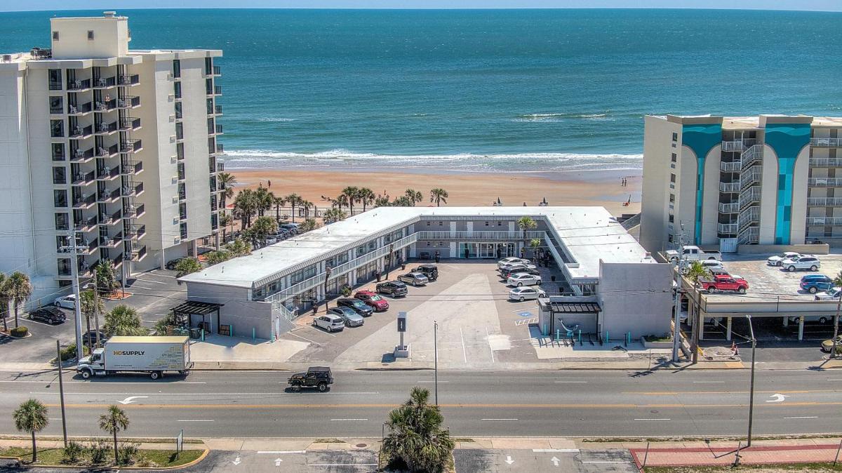 Beach House Inn - Housity