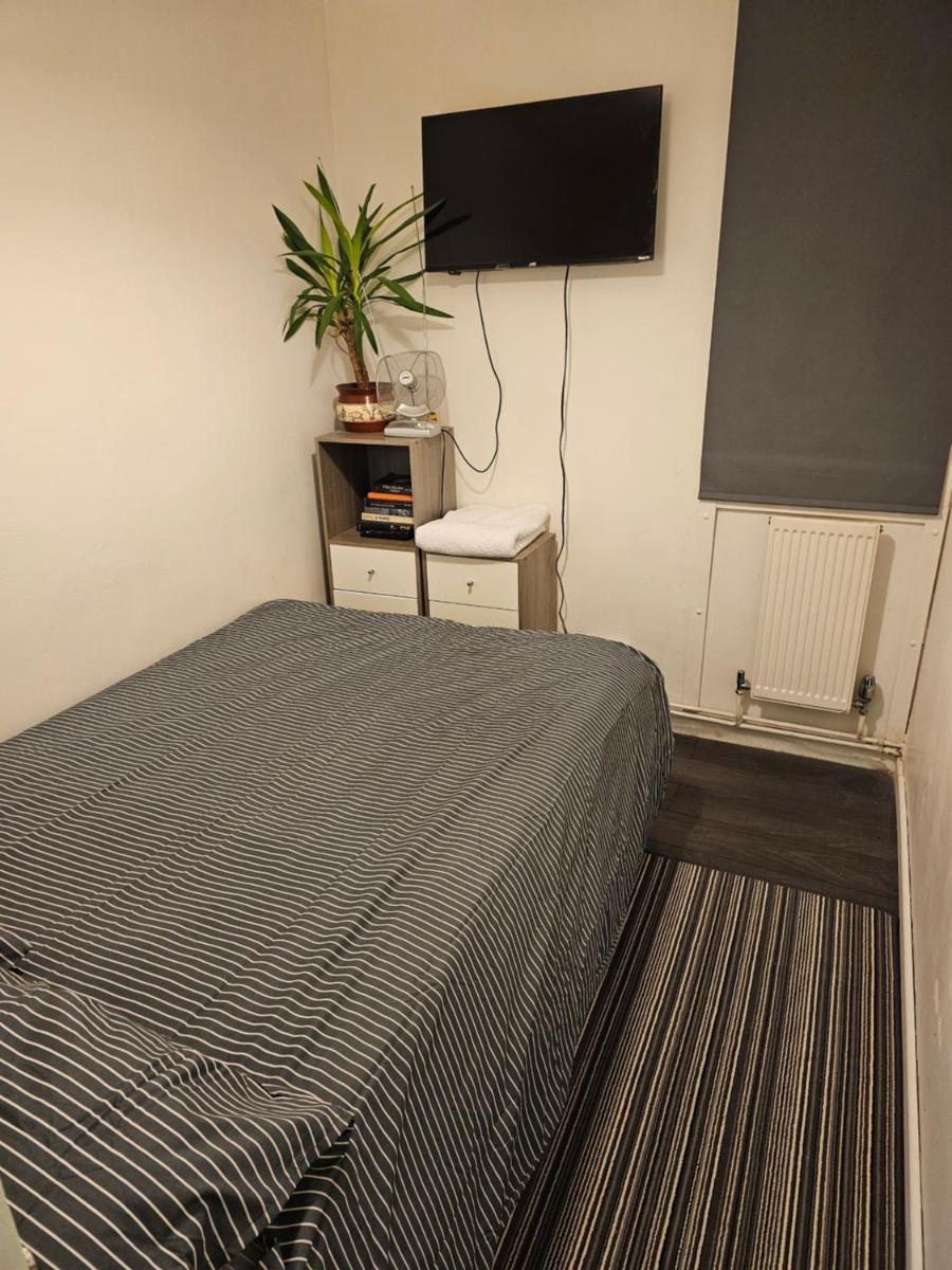 single room close to the city - Housity