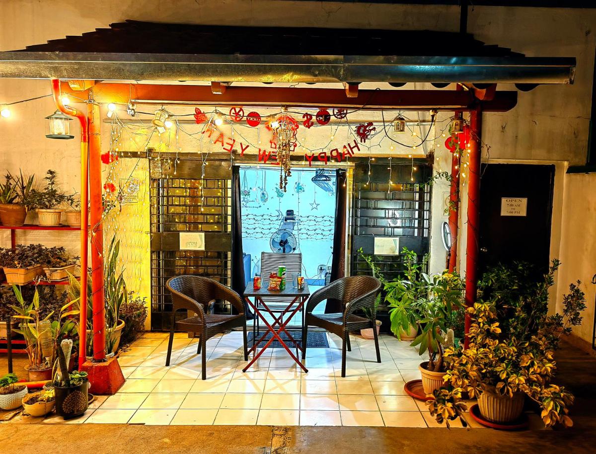 Rooftop Condo Makati - Housity