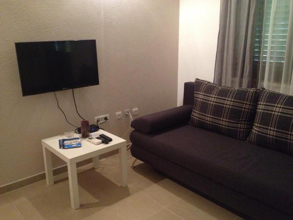 Guesthouse Mala Luce Stobreč - Housity