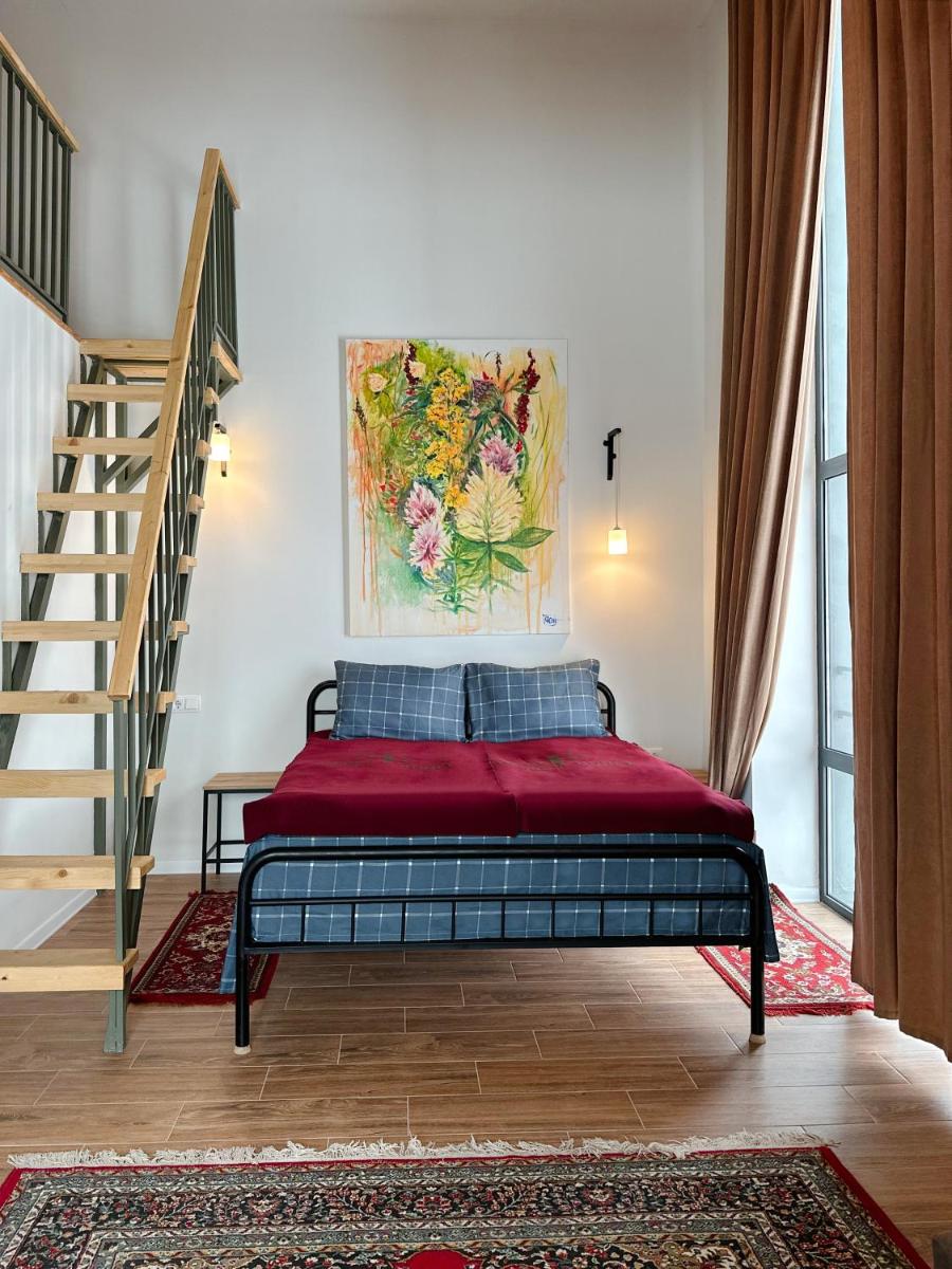 HERBS & HONEY boutique hotel & restaurant - Housity