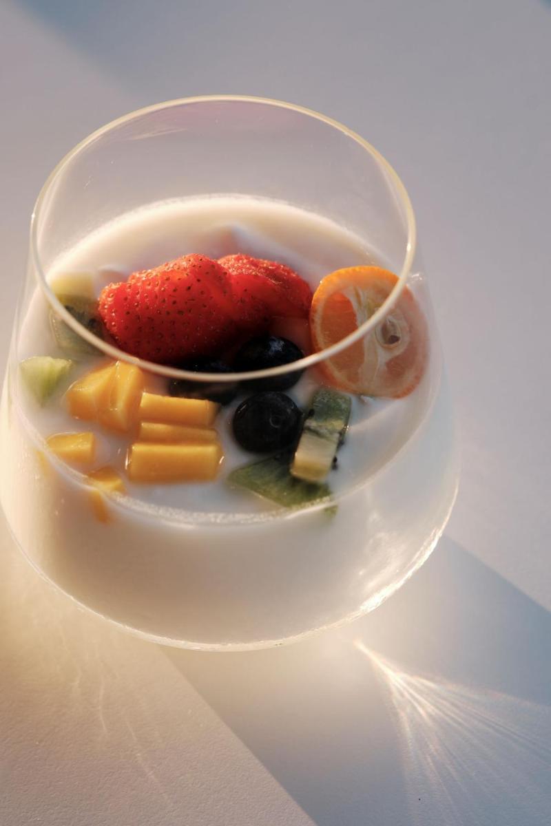 Comida en o cerca de este apartahotel