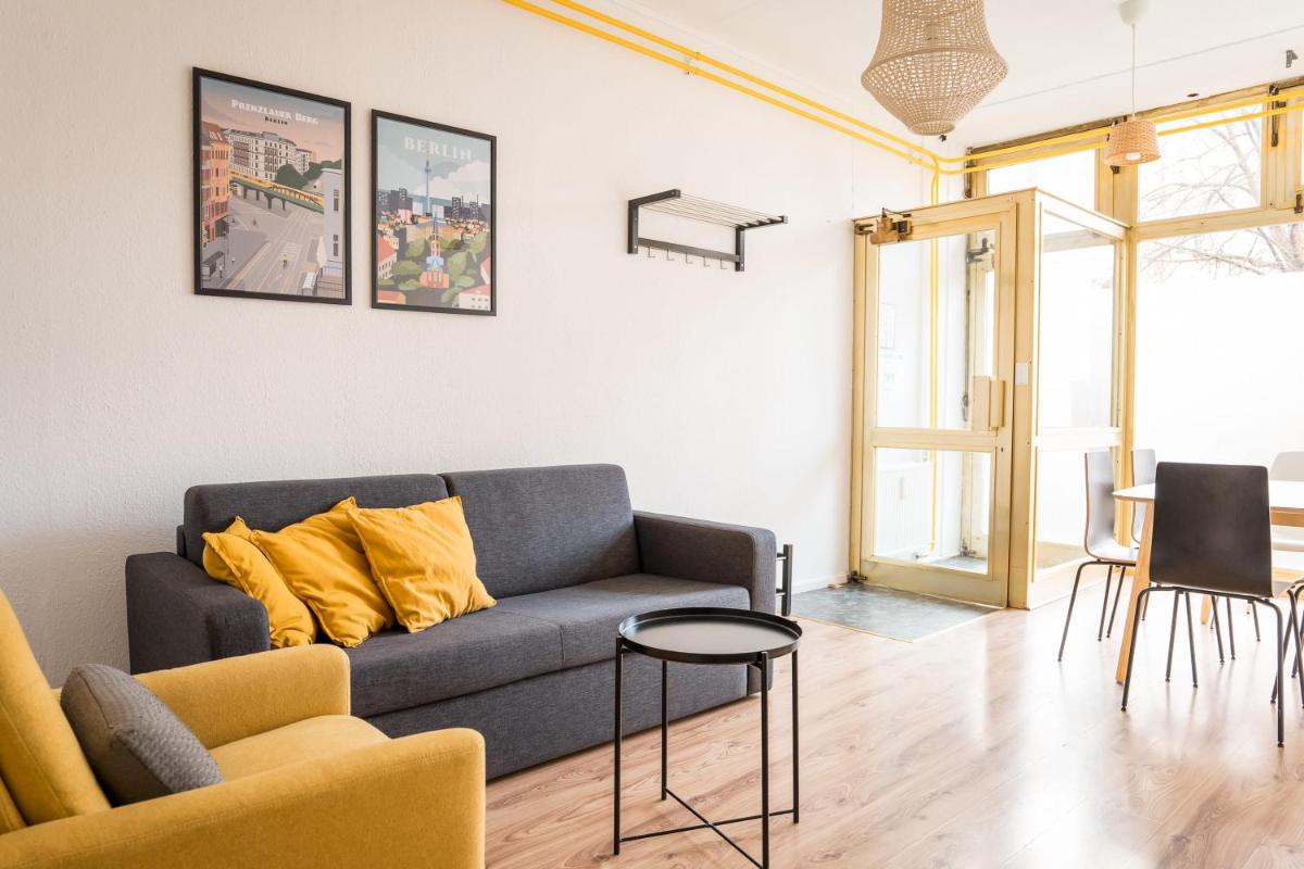 2 Bedroom Apartment in convinient location - Housity