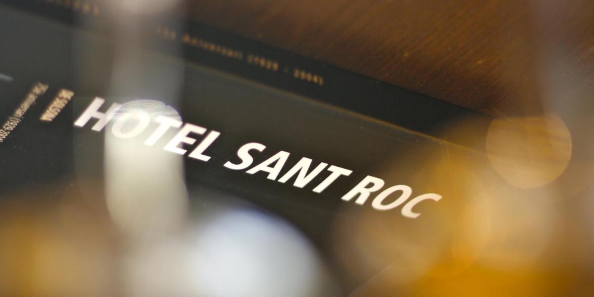 Certificado, premio, señal o documento que está expuesto en Hotel Sant Roc