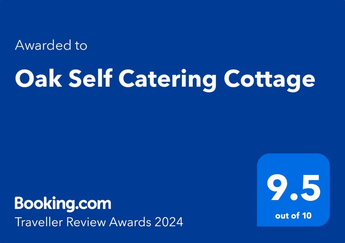Oak Self Catering Cottage - Housity
