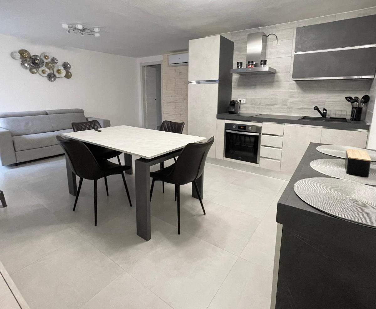 APPARTAMENTO PICASSO - Housity