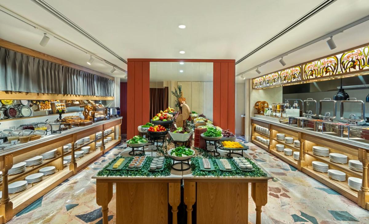 Crowne Plaza Istanbul - Ortakoy Bosphorus, an IHG Hotel - Housity