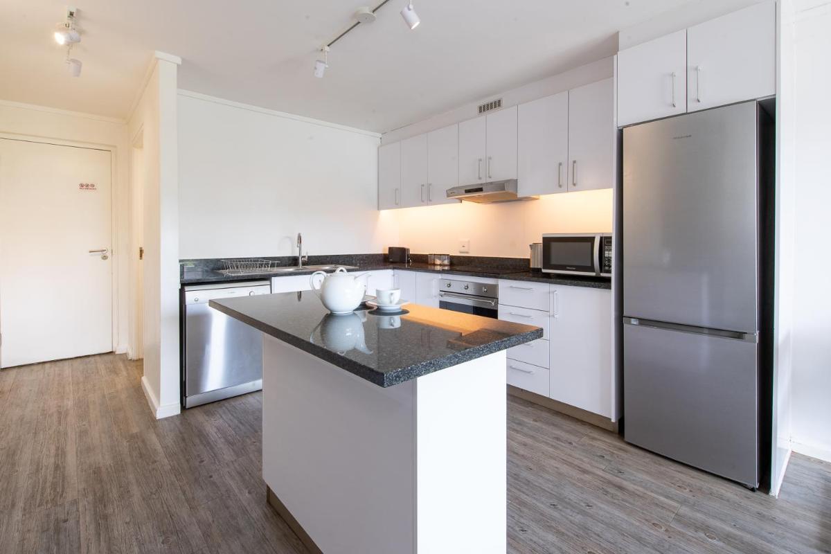Modern 2 Bedroom Apartment CastleRock - Housity