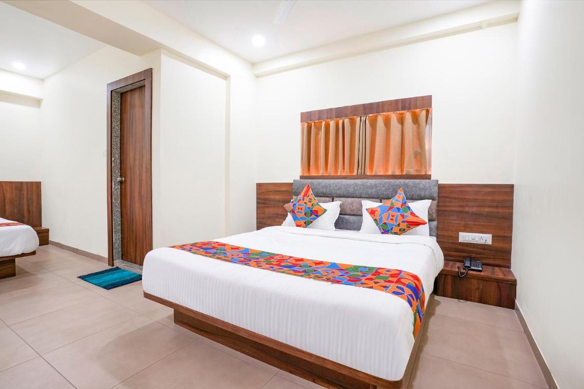 FabHotel Hill Park I - Housity