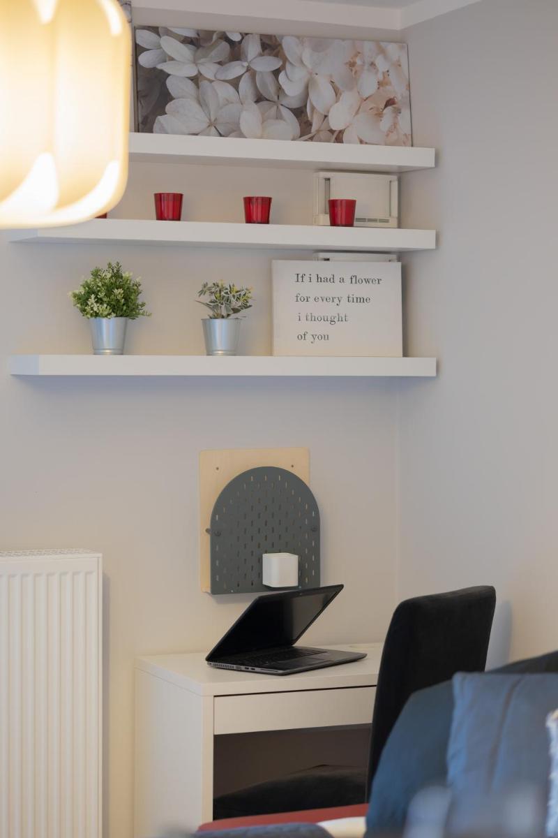 Warsaw Praga Kokoryczki Apartments with Parking by Noclegi Renters - Housity