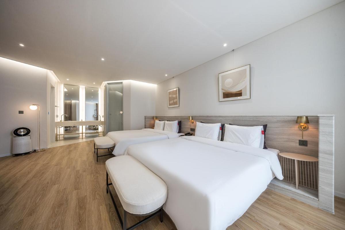 Brown Dot Hotel Masan Yangduck - Housity