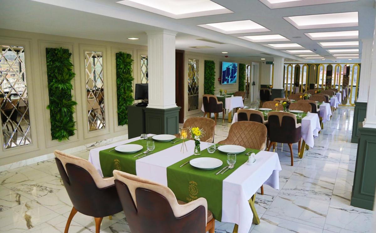Bayrak Grand Hotel - Housity