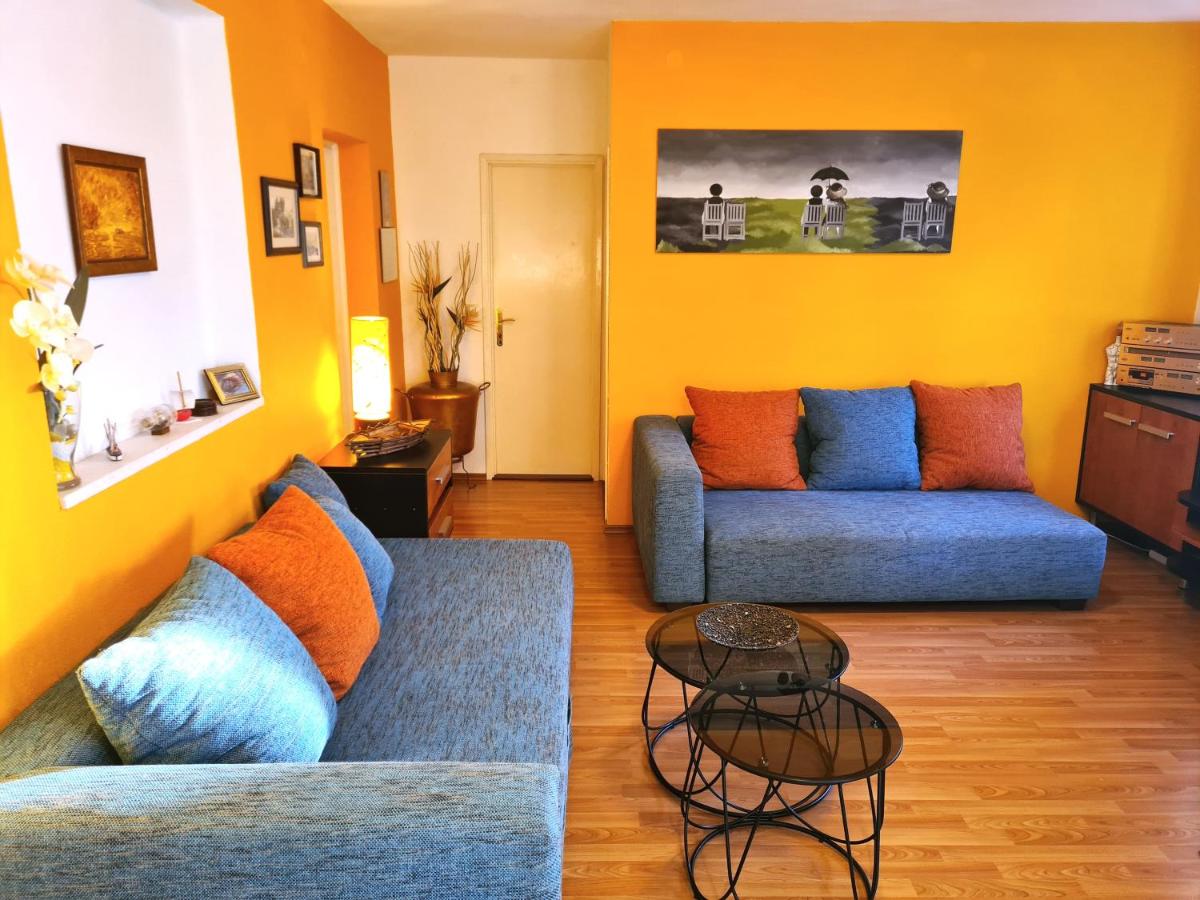 Apartman "SARAH" - One apartment house - Housity