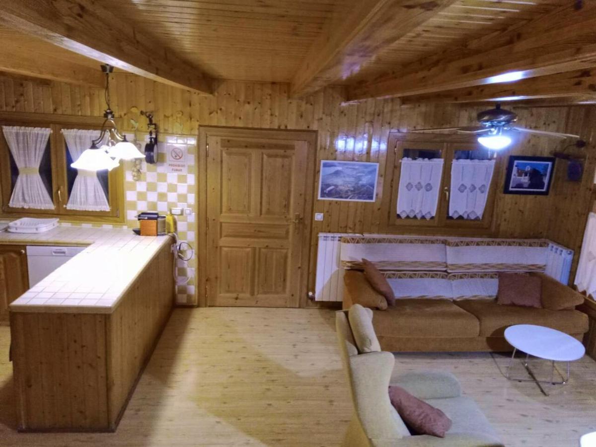 5 bedrooms chalet with shared pool jacuzzi and terrace at Alcaniz - Housity