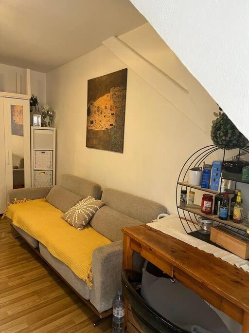 Apartment near Central Station - Housity