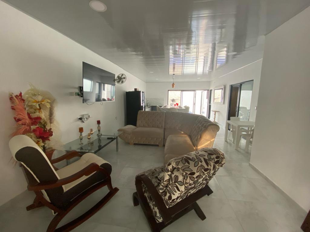 Casa Cattleya - Housity