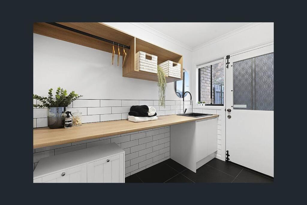 3 Bedroom Home in Cheltenham - Housity
