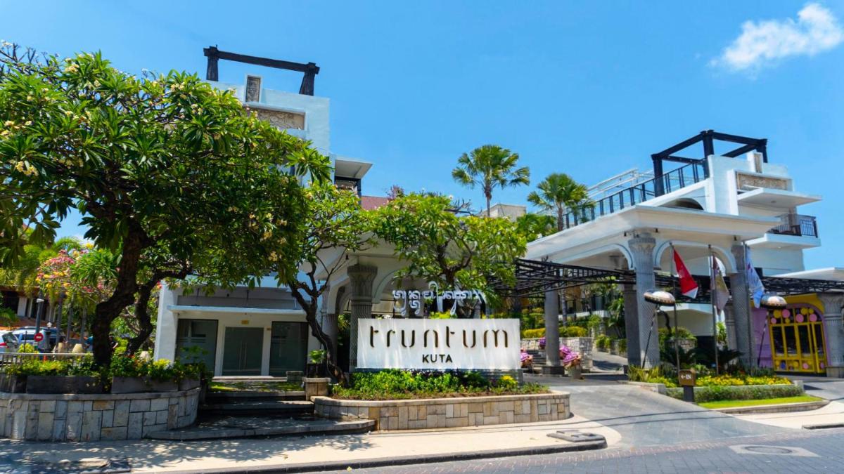 Truntum Kuta Bali - Housity