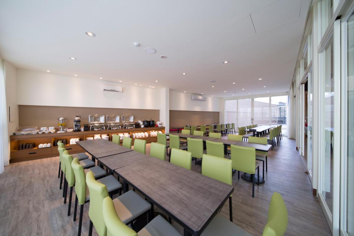 Ruyi Inn - Housity