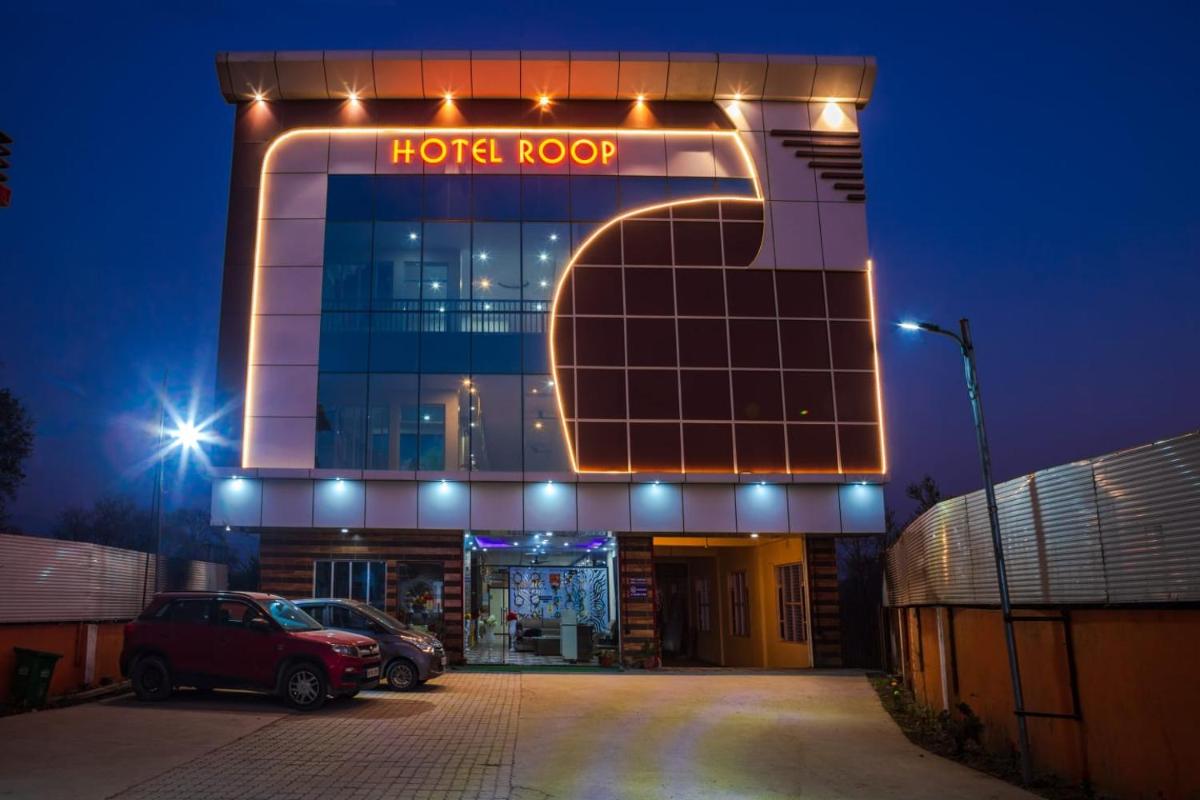 Hotel Roop - Housity