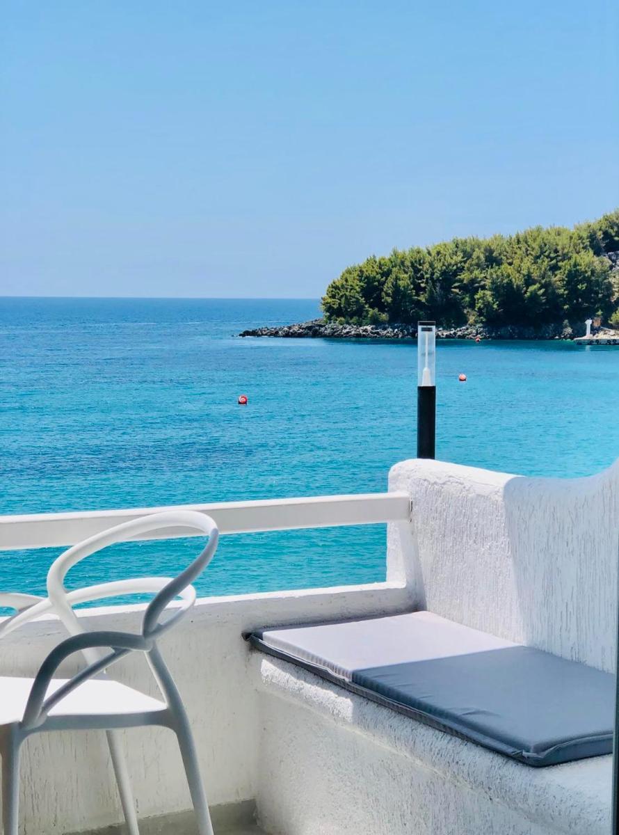 Geo & Art Boutique Hotel Himara - Housity
