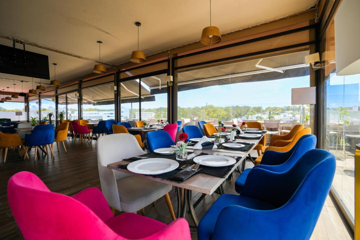 First Suites Hôtel - Housity