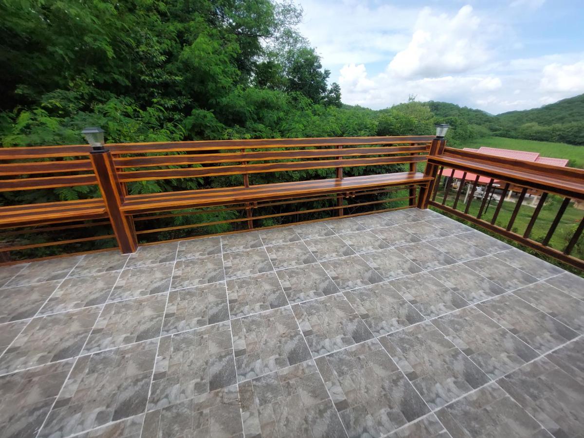 บ้านไร่สุดใจ โฮมสเตย์ - Housity