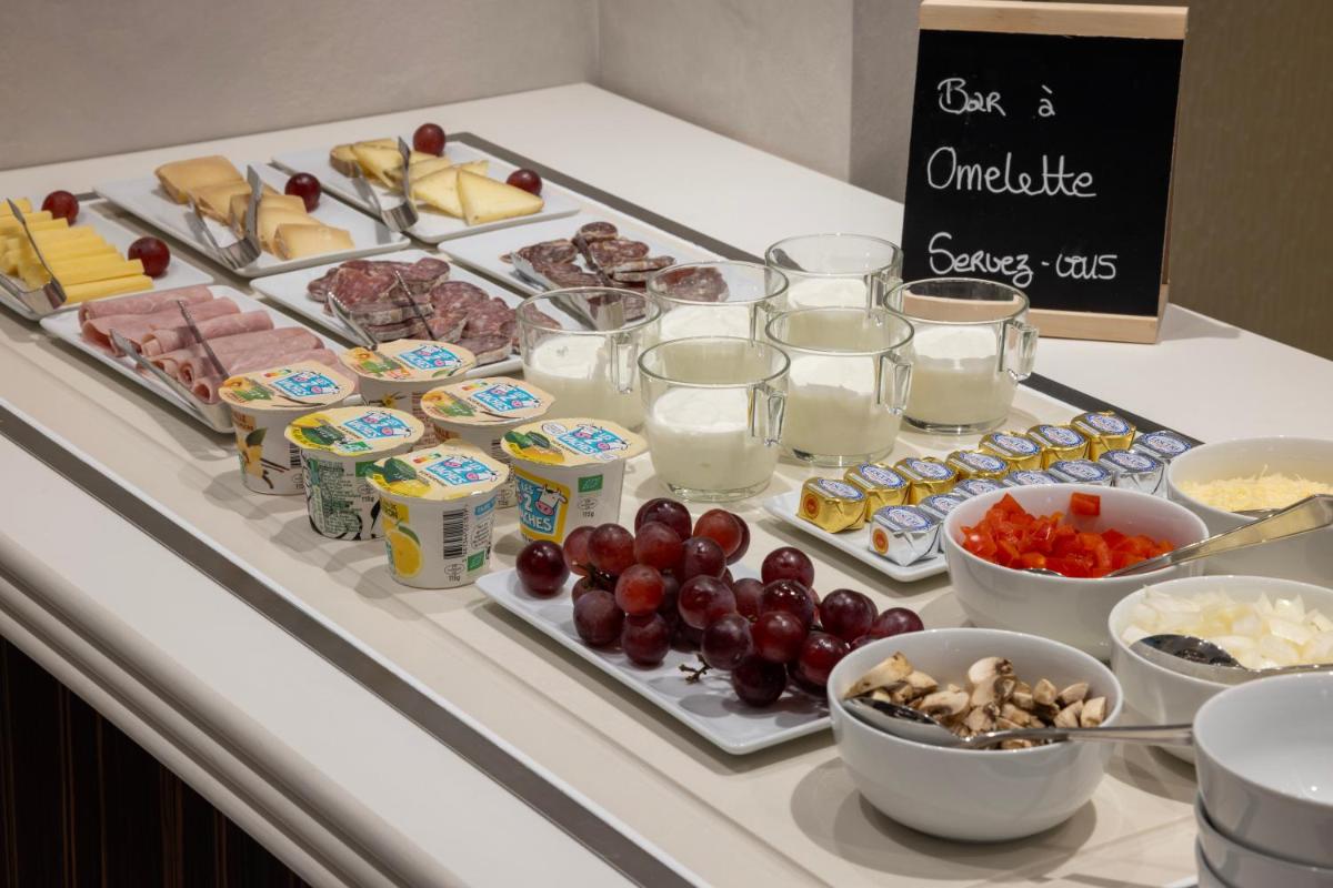 Nourriture dans l'hôtel ou à proximité