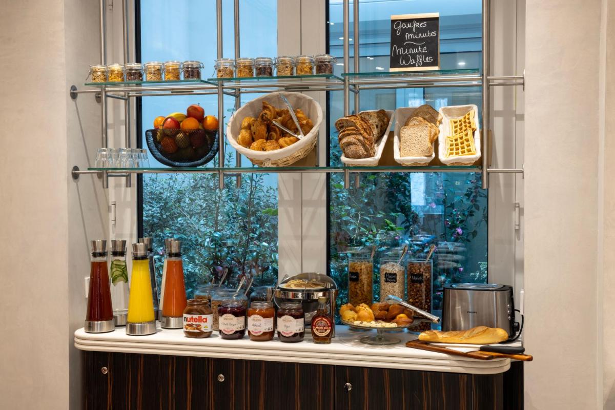 Nourriture dans l'hôtel ou à proximité